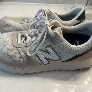 New Balance Core tennis shoes